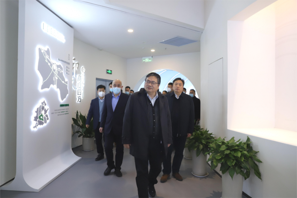 农业农村部科技发展中心主任杨礼胜一行莅临注册即送28元体验金集团调研指导